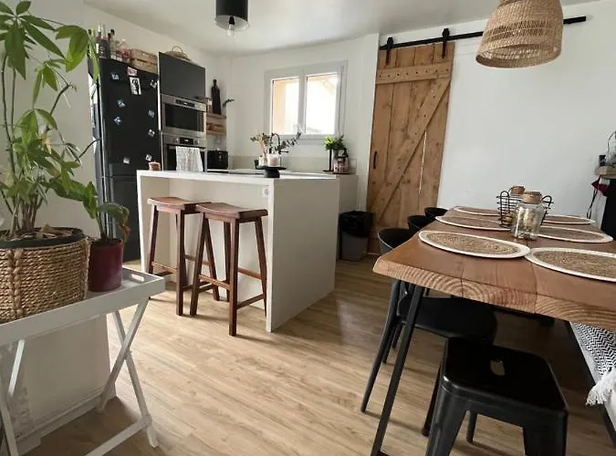 Casa vacanze 24h Du Mans, 24h Moto, Le Classic Proche Du Circuit *