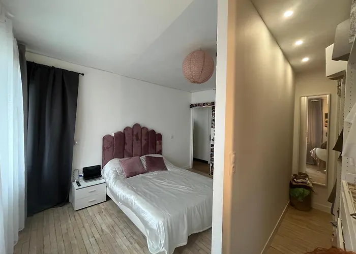 24h Du Mans, 24h Moto, Le Classic Proche Du Circuit *