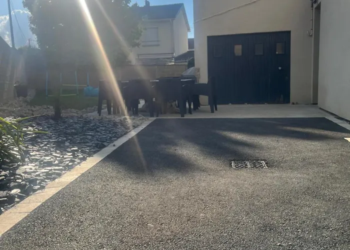 Dom wakacyjny 24h Du Mans, 24h Moto, Le Classic Proche Du Circuit